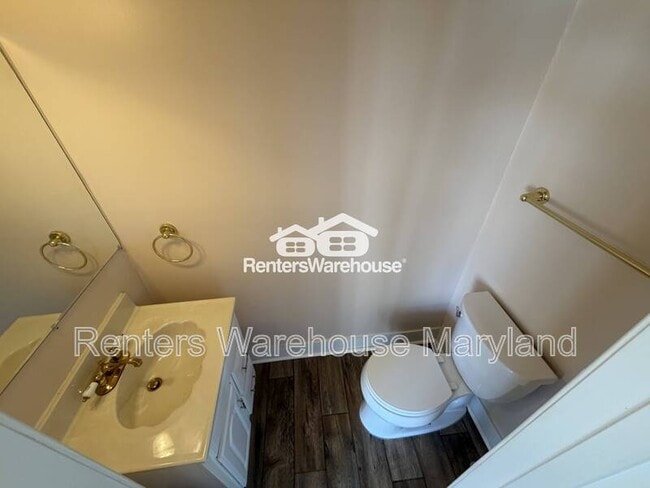 Building Photo - 4513 Sipple Ave