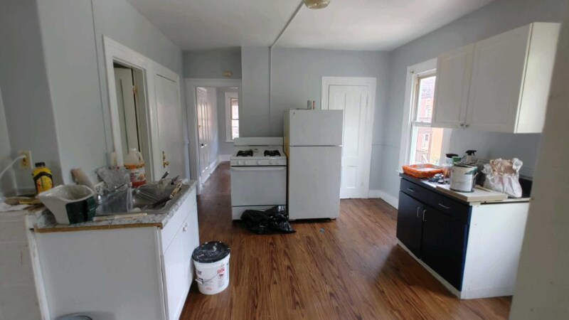 Building Photo - 118 Babcock St