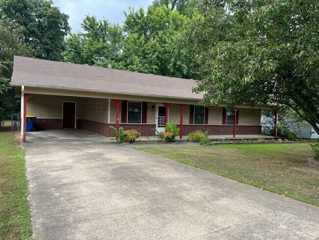 Primary Photo - 60 Parkview Dr