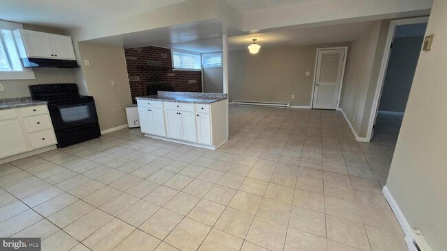 Building Photo - 4400 4th St