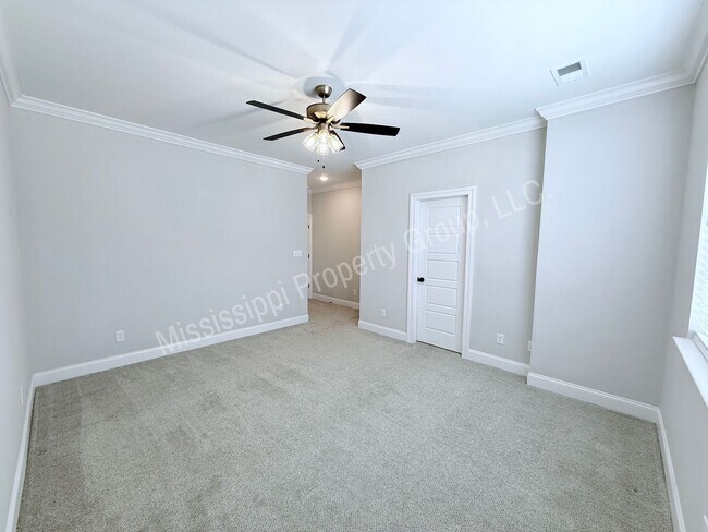 Building Photo - 4088 Fieldstone Lp