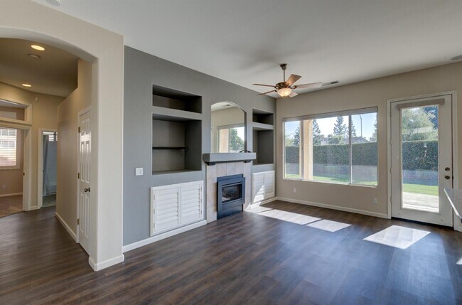 Building Photo - 4611 W Rio Bravo Dr