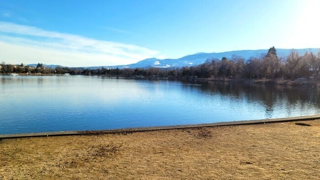 Building Photo - Beautiful, Very Large 2 Bedroom with Garage, Fireplace, Balcony & A/C Near Washoe Golf Course