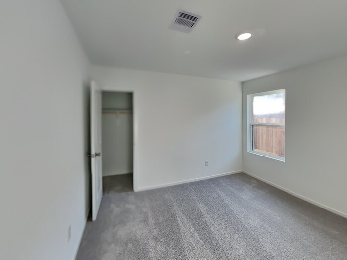 Building Photo - 417 Texas Pecan Dr