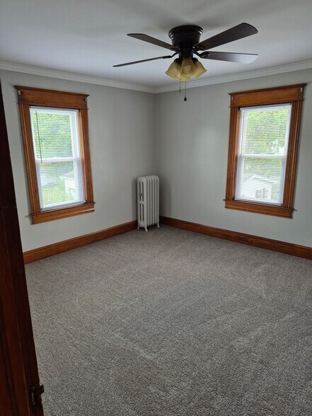 Building Photo - 104 Novitsky Ct