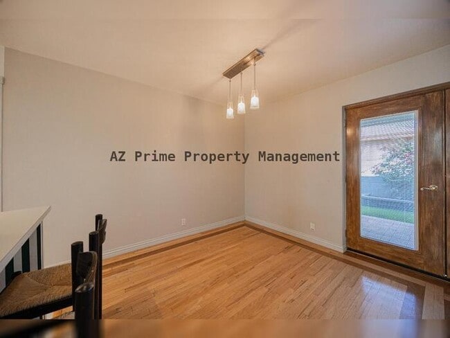 Building Photo - 3137 N 4th Ave