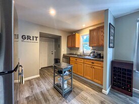 Building Photo - 15010 26th Ave NE