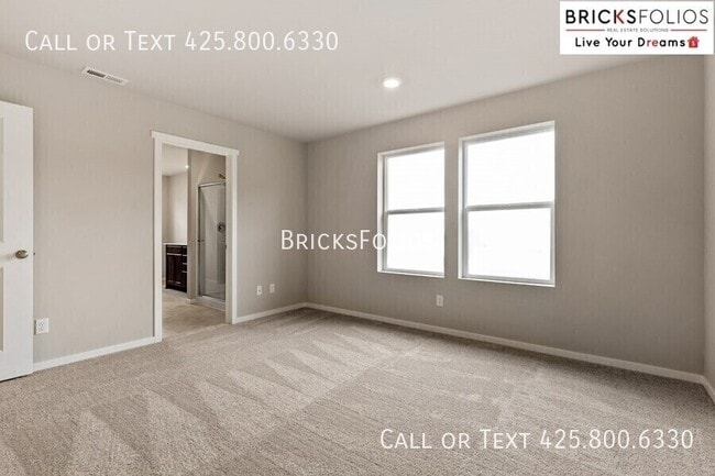 Building Photo - 1340 SW Pendleton Way