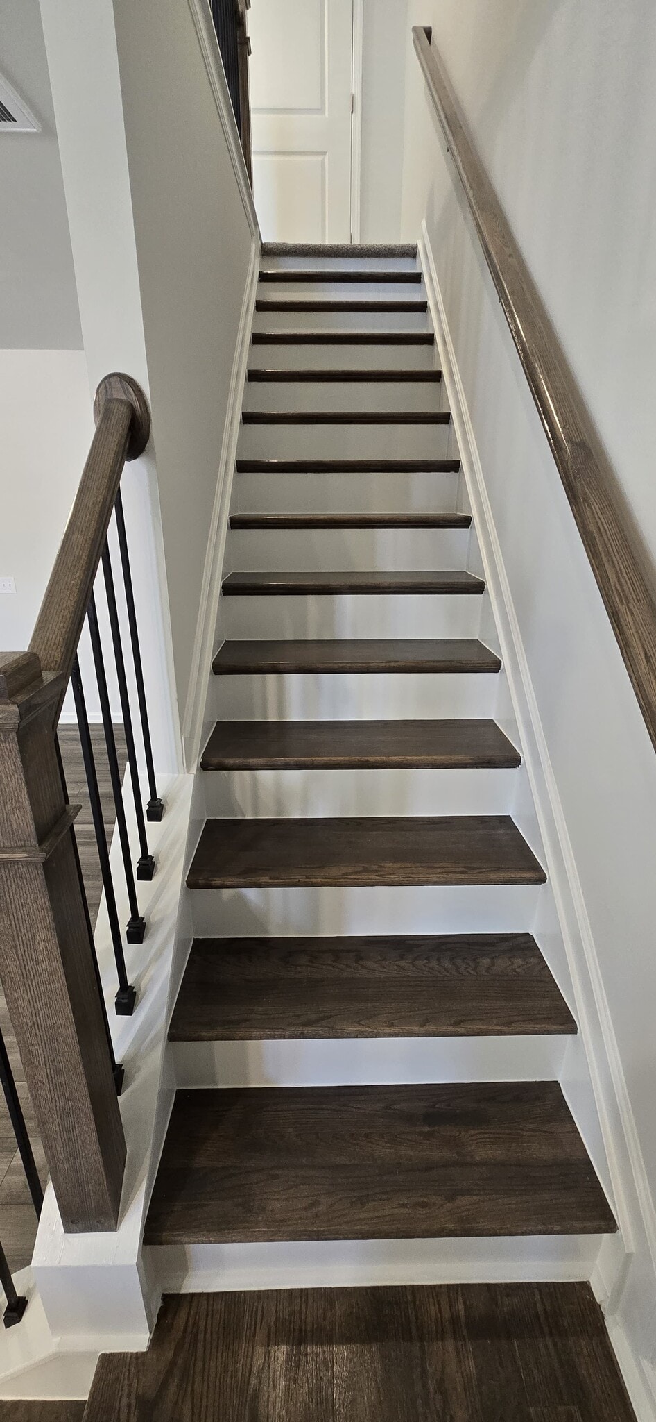 Building Photo - 220 Broomside Ave