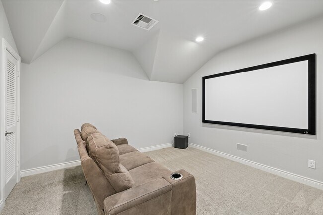 Building Photo - 9018 Meacom Dr