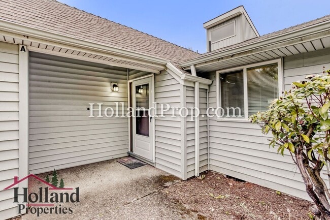 Building Photo - Great Tigard Duplex in Prime Location!