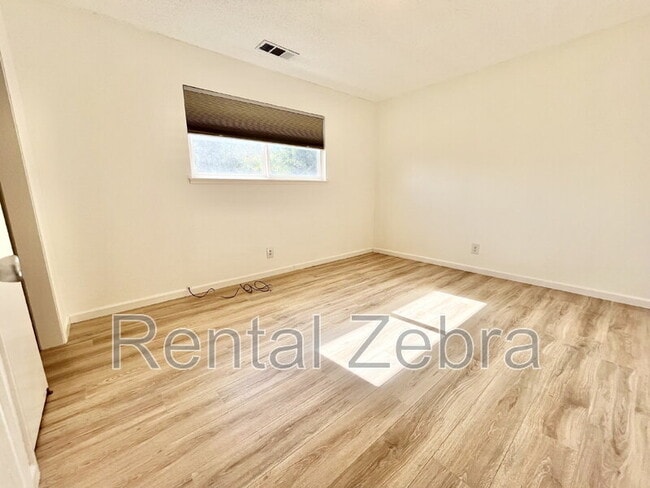 Building Photo - 2747 Branco Ave