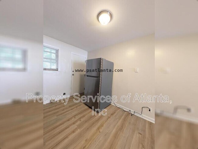 Building Photo - 564 Evergreen Terrace