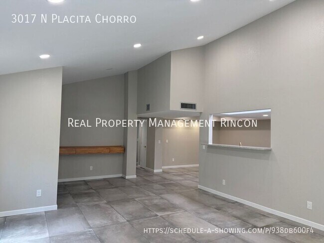 Building Photo - 3017 Placita Chorro