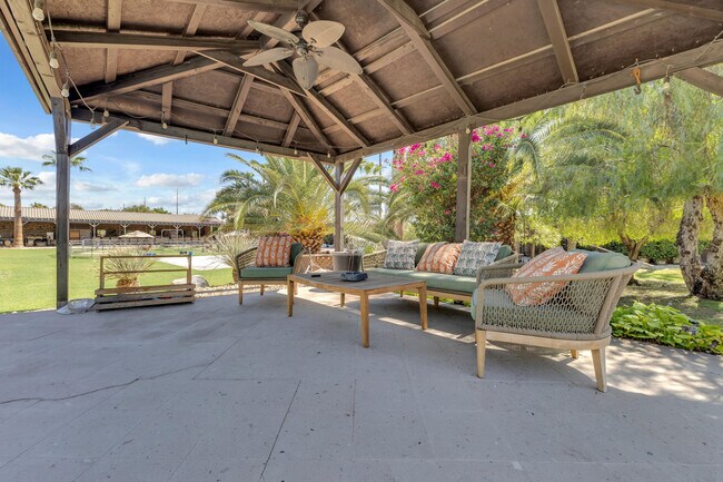 Building Photo - 80980 Vista Bonita Trail