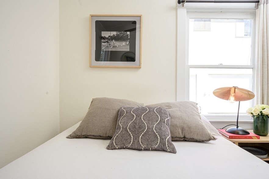 Bedroom 2 - 2213 Arizona Ave