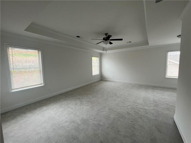 Building Photo - 1327 Sunny Vly Ln
