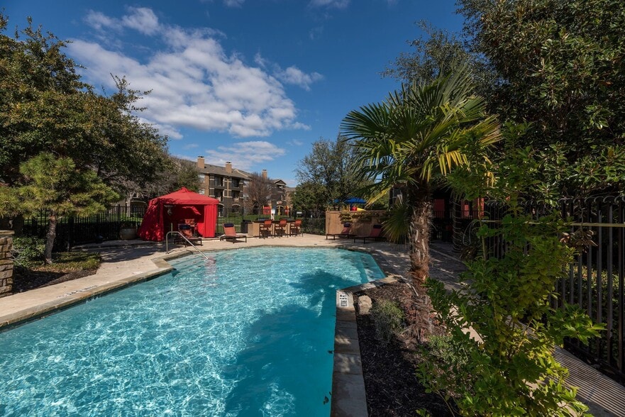 Sheffield Square Grand Prairie, TX Apartment Finder