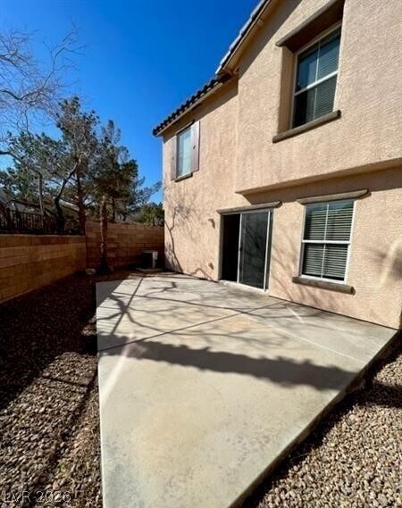 Building Photo - 1092 Paradise Coach Dr