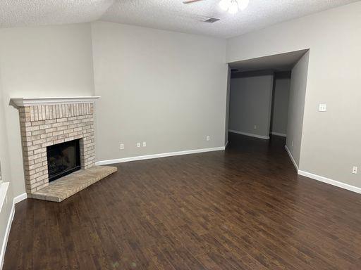 Building Photo - 9328 Goldenview Dr