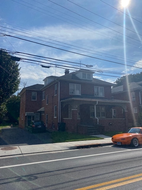 Building Photo - 319 Amherst St