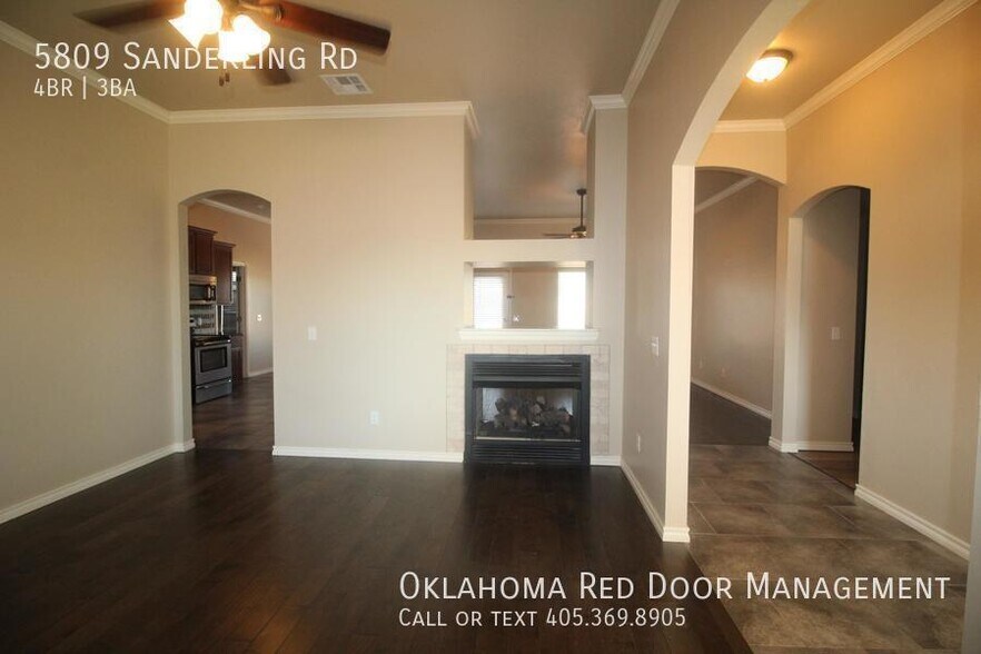 Building Photo - 5809 Sanderling Rd
