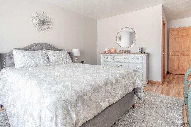 Building Photo - 212 Edmund St