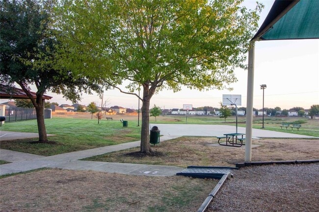 Building Photo - 8609 Claude Ct