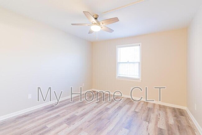 Building Photo - 116 Briarcliff Dr