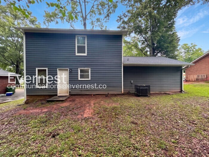 Building Photo - 506 Chestnut Ln