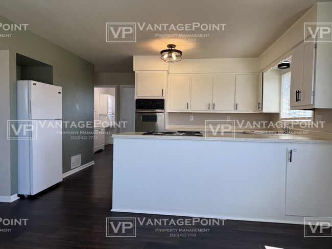 Building Photo - 3604 School Rd