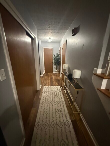 Building Photo - 4715 McBane Ct