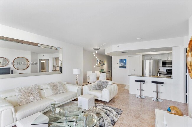 Building Photo - 8911 Collins Ave