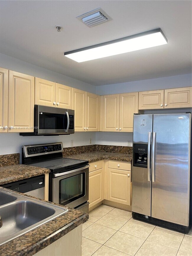 Building Photo - 11202 NW 83rd St