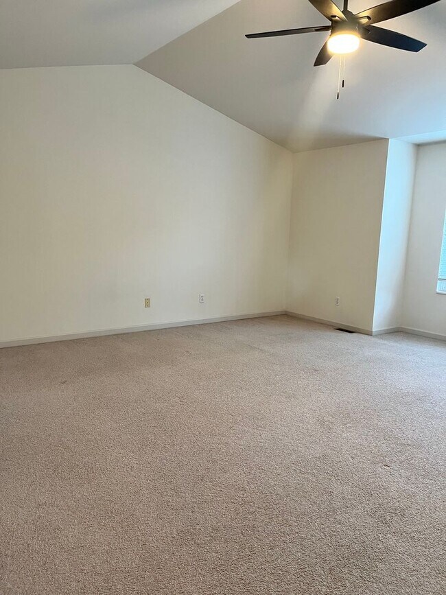 Building Photo - 55 Monterey Cypress Dr