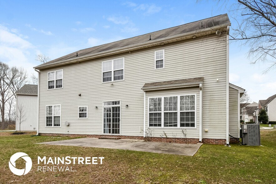 Building Photo - 6116 Boxelder Cove