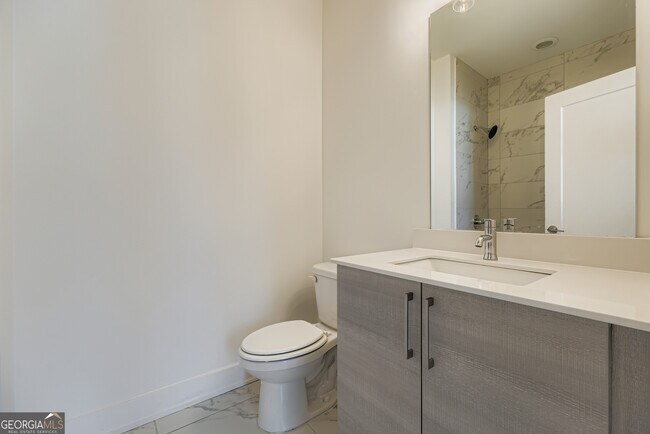 Building Photo - 1251 Chelsea Cir NW