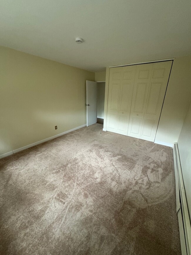 Building Photo - 797 Sergeant Palmateer Way