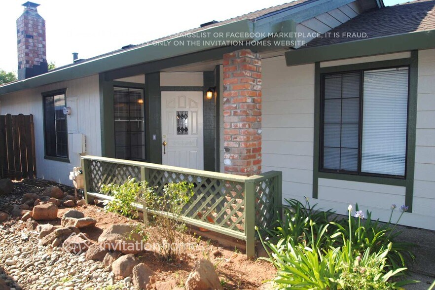 Building Photo - 439 R St