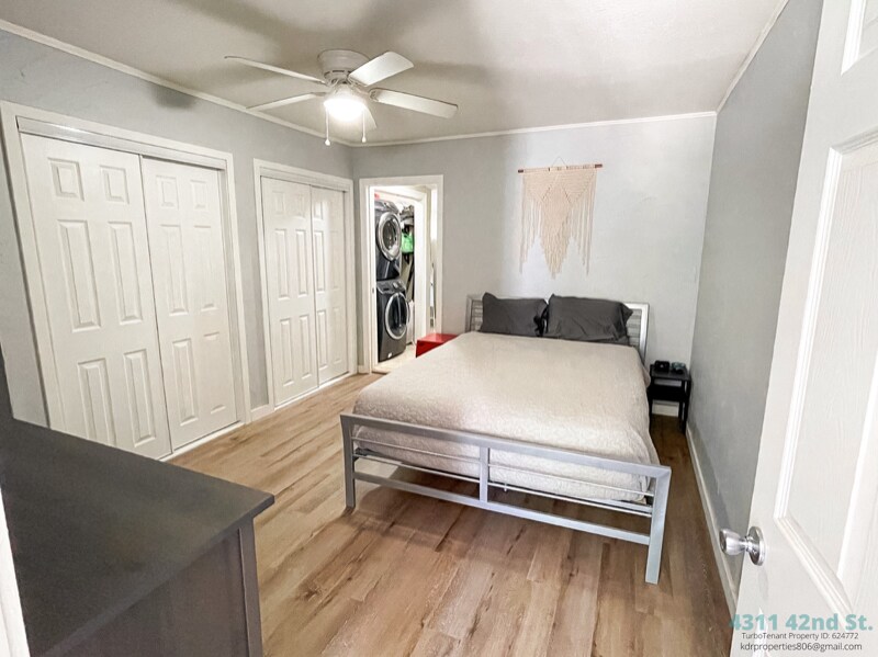 Building Photo - 4311 42nd St