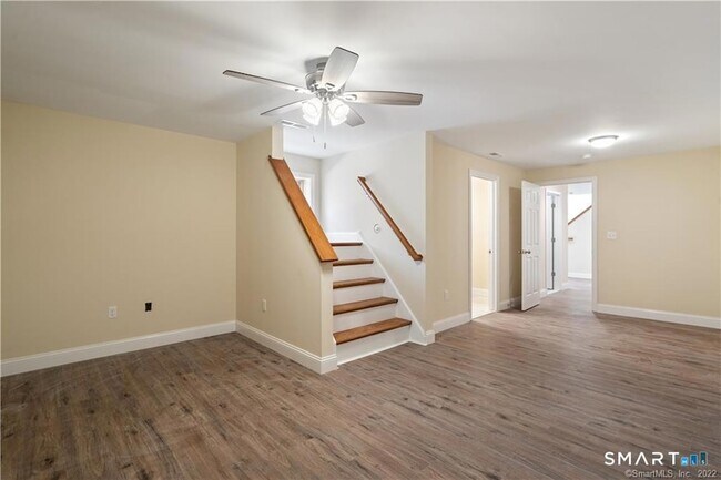 Building Photo - 109 Olive St