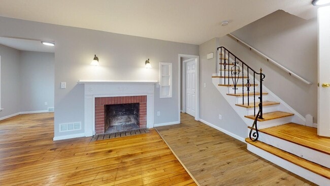 Building Photo - Maple Heights Area - 3 Bedroom Single Family Home