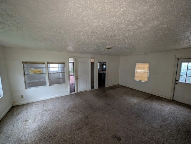 Building Photo - 1114 11th St