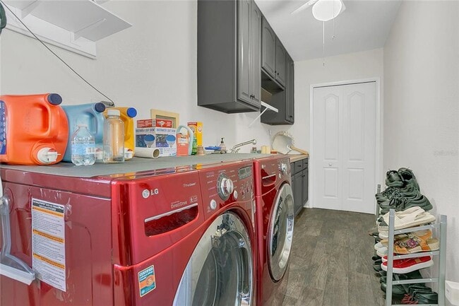 Building Photo - 733 Coquina Ct