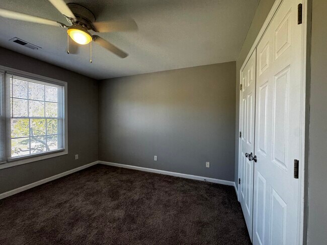 Building Photo - 2224 Wilmington Ln