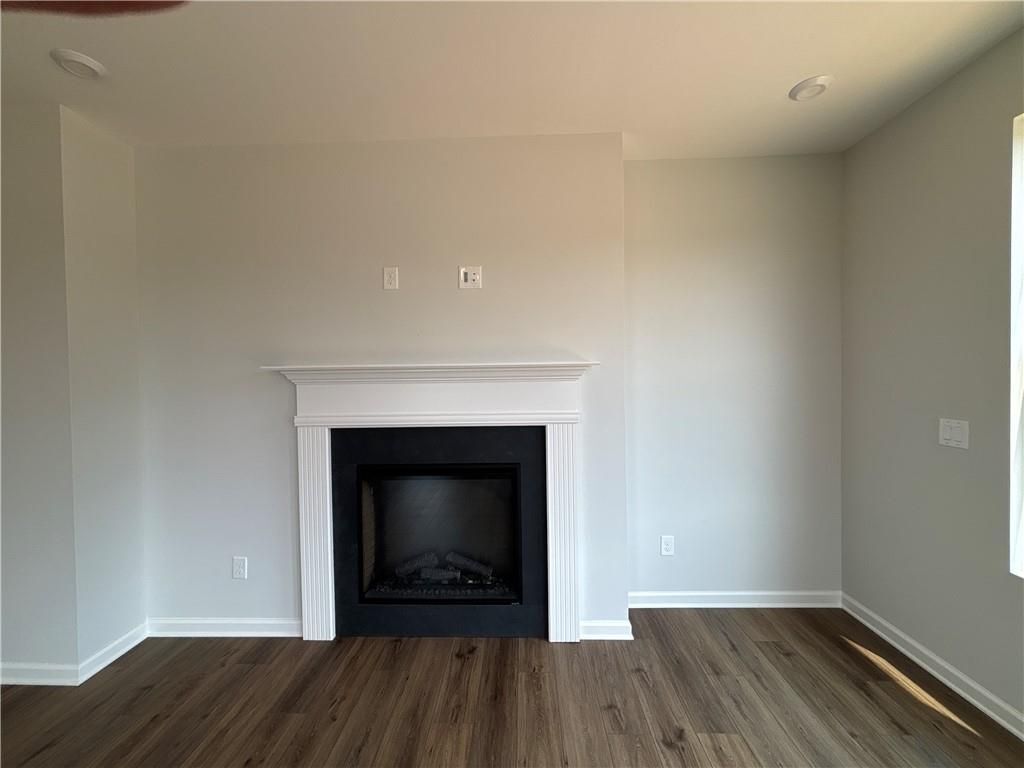 Building Photo - 3049 Beacon Bend Xing