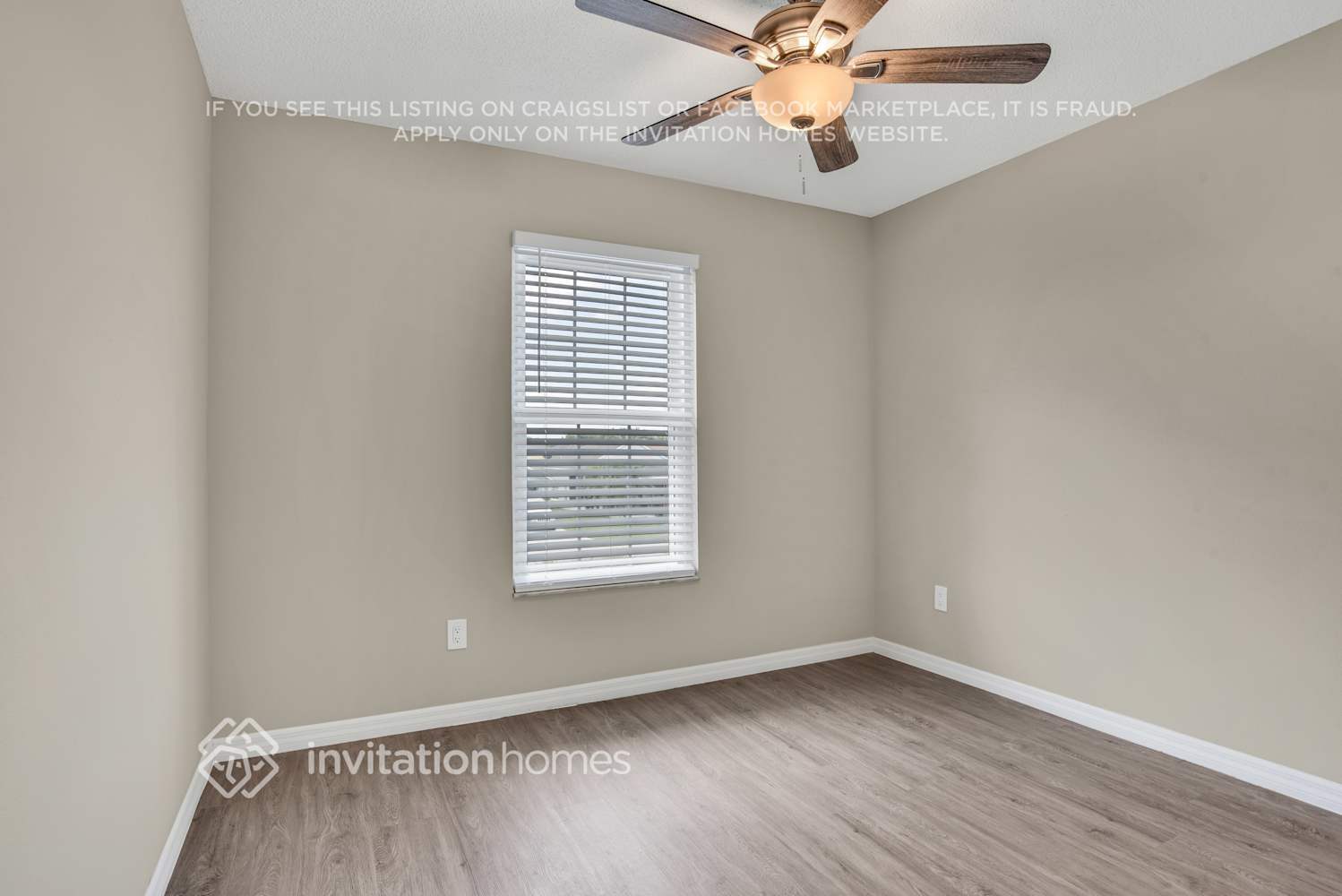 Building Photo - 2409 Knightsbridge Blvd