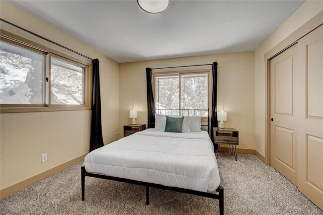 Building Photo - GORGEOUS HOME IN COAL CREEK CANYON ON 4.85 ACRES! RENT, BUY, OR RENT TO OWN!