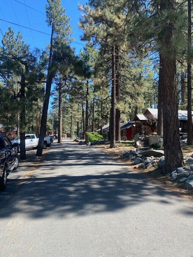 Building Photo - WRIGHTWOOD HOME