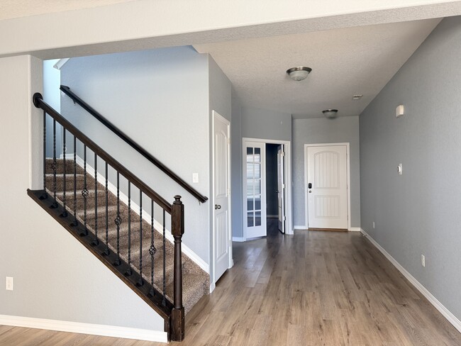 Building Photo - 9545 Sand Myrtle Dr